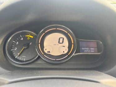 Renault megane iii coupe dci 110 energy eco2 bose caméra de recul distribution à jour clim garantie 12 mois occasion...