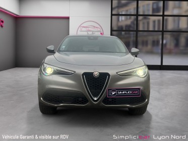 Alfa romeo stelvio 2.0t 200 ch q4 at8 super  sièges électriques  carplay  garantie 12 mois occasion simplicicar lyon nord...