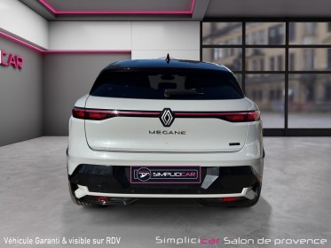Renault mÉgane e tech elec 220 ch iconic/camÉra/ radars avar/pompe a chaleur/volant et siÈges chauffants/garantie 12 mois...