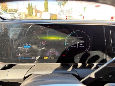 Renault mÉgane e tech elec 220 ch iconic/camÉra/ radars avar/pompe a chaleur/volant et siÈges chauffants/garantie 12 mois...