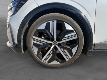 Renault mÉgane e tech elec 220 ch iconic/camÉra/ radars avar/pompe a chaleur/volant et siÈges chauffants/garantie 12 mois...