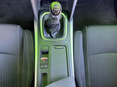 Renault megane iv berline 100ch limited - carplay - clim auto - régulateur occasion simplicicar salon de provence...