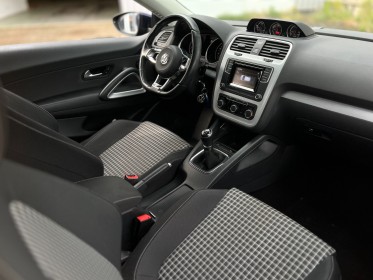 Volkswagen scirocco 1.4 tsi 125ch - suivi vw occasion simplicicar la fleche simplicicar simplicibike france