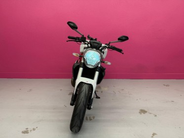 Ducati monster 821 rosso corsa permis a2 état neuf entretien complet possibilité débridage garantie 12 mois occasion...