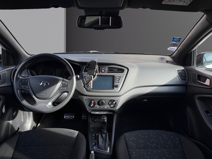HYUNDAI d'occasion I20 BLACK RIDE de 2019 Montreuil (93)﻿