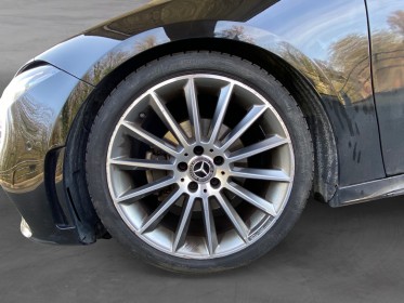 Mercedes classe a 180 7g-dct amg line full options -toit ouvrant -intérieur cuir - sièges chauffants électriques occasion...