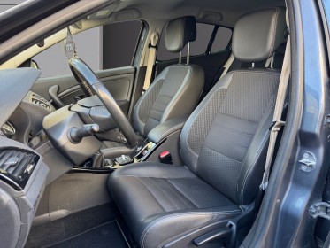 Renault megane iii berline dci 130 fap energy eco2 bose embrayage neuf entretien a jour garantie 12 mois occasion paris...