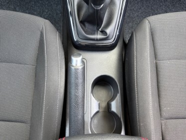 Kia rio 1.0l t-gdi 100 ch isg premium caméra de recul carplay garantie 12 mois occasion simplicicar marignane  simplicicar...