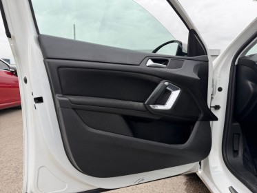 Peugeot 308 1.5 bluehdi 100 style radar de recul carplay régulateur garantie 12 mois occasion barberey simplicicar...