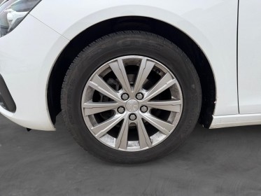 Peugeot 308 1.5 bluehdi 100 style radar de recul carplay régulateur garantie 12 mois occasion barberey simplicicar...