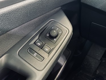 Ford tourneo connect 2.0 ecoblue 122 dsg7 titanium - attelage - idem caddy - roues hiver - garantie 12 mois occasion...