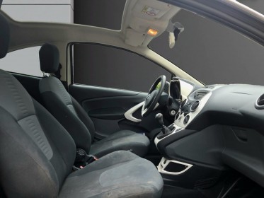 Ford ka 1.2 69 titanium / toit pano / radars / garantie occasion  simplicicar nice - pfvauto simplicicar simplicibike france