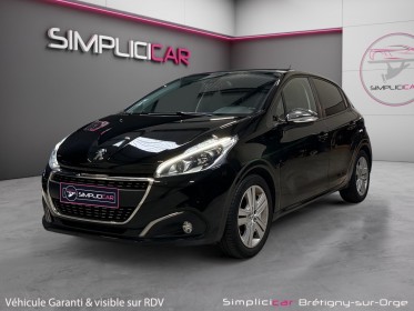 Peugeot 208 82ch ss distrib neuve carplay signature garantie 12 mois occasion simplicicar bretigny-sur-orge simplicicar...