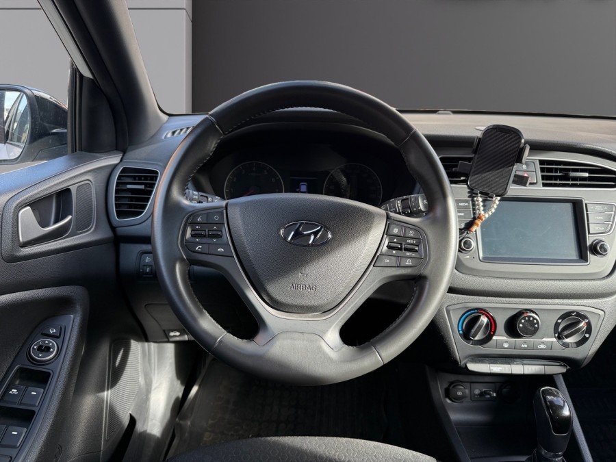 HYUNDAI d'occasion I20 BLACK RIDE de 2019 Montreuil (93)﻿