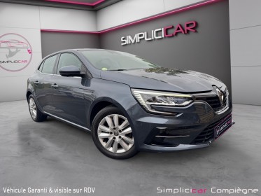 Renault megane iv berline blue dci 115 zen - faible km - radar de recul - rég/lim de vitesse occasion simplicicar compiegne...
