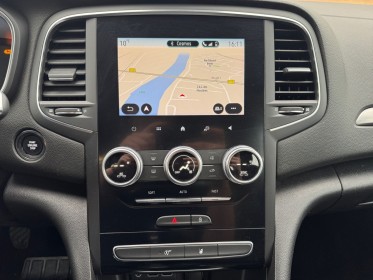 Renault megane iv berline blue dci 115 zen - faible km - radar de recul - rég/lim de vitesse occasion simplicicar compiegne...