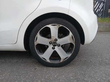 Kia rio 1.4l 109 premium occasion parc voitures beauvais simplicicar simplicibike france