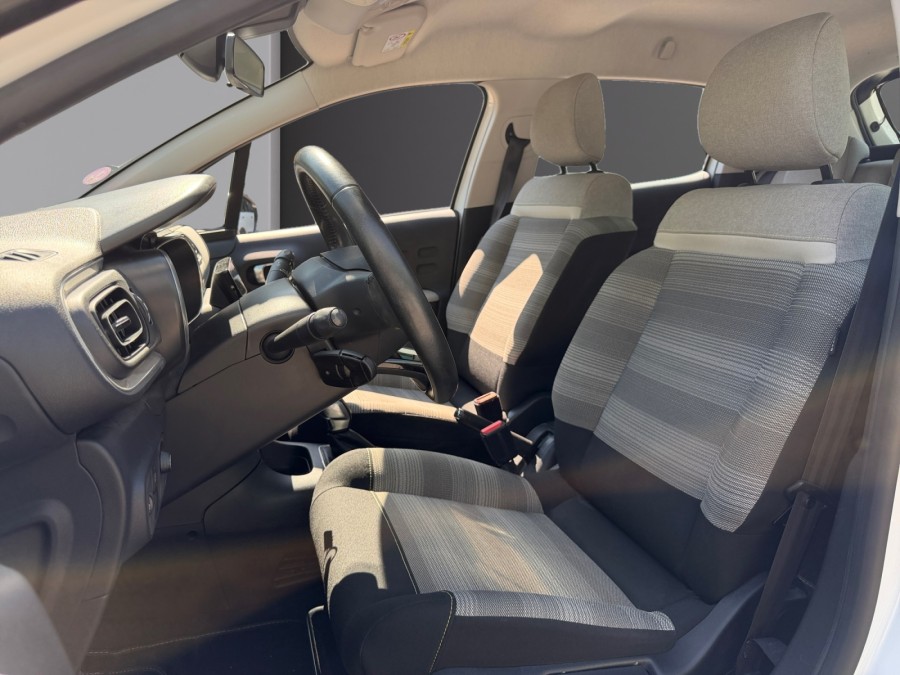 CITROEN d'occasion C3 1.2 PURE TECH 110 SHINE EAT de 2019 Nord Isère