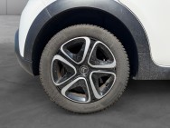 CITROEN d'occasion C3 1.2 PURE TECH 110 SHINE EAT de 2019 Nord Isère
