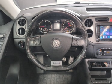 Volkswagen tiguan 2.0 tdi 140 fap bluemotion r line - garantie 12 mois occasion simplicicar brest simplicicar simplicibike...