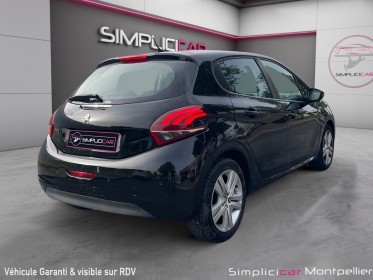 Peugeot 208 82ch ss bvm5 signature garantie 12 mois occasion montpellier (34) simplicicar simplicibike france