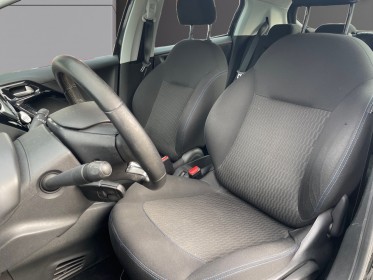 Peugeot 208 82ch ss bvm5 signature garantie 12 mois occasion montpellier (34) simplicicar simplicibike france