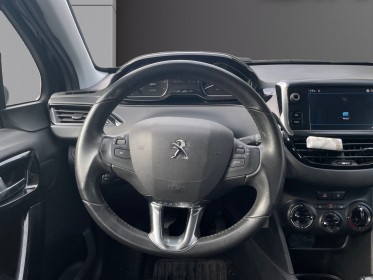 Peugeot 208 82ch ss bvm5 signature garantie 12 mois occasion montpellier (34) simplicicar simplicibike france