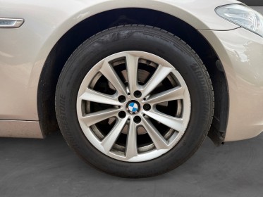 Bmw serie 5 f10 lci 520d 190 ch lounge - toit ouvrant - cuir - sièges electrique occasion champigny-sur-marne (94)...