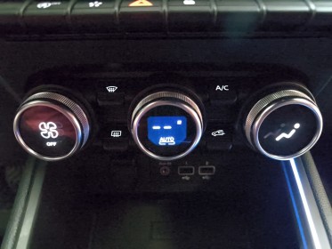 Renault clio v tce 90 lutecia carplay caméra garantie 12 mois occasion simplicicar saint-jean simplicicar simplicibike france