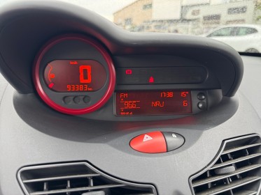 Renault twingo ii 1.2 lev 16v 75 eco2 rip curl garantie 12 mois occasion simplicicar toulon est simplicicar simplicibike france