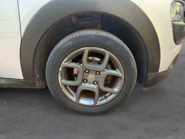 Citroen c4 cactus bluehdi 100 ss etg6 distribution fait shine camera carplay garantie 12 mois occasion simplicicar le raincy...