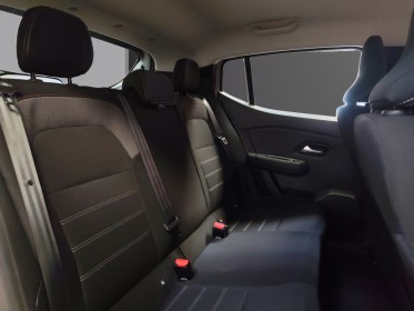 Dacia sandero tce 90 - 22b confort car play caméra avertisseur d'angles morts keyless suivi complet garantie 12 mois...
