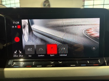 Volkswagen golf viii etsi 130cv garantie 12 mois occasion  simplicicar aix les bains simplicicar simplicibike france