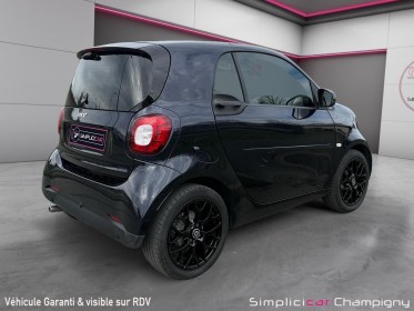 Smart fortwo coupe 0.9 90 ch  ba6 prime-entretiens a jour-toit panoramique-sieges en cuir chauffant-accoudoir-camera et...