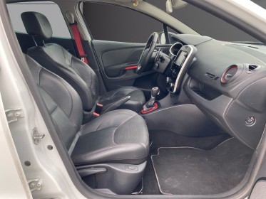 Renault clio iv 1.6 turbo 200 rs edc sièges chauffants radar de recul garantie 12 mois occasion barberey simplicicar...