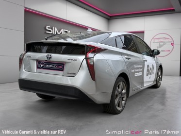 Toyota prius business dynamic business entretien exclusif toyota caméra de recul sièges chauffants garantie 12 mois...