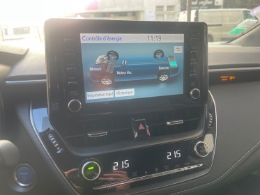 Toyota corolla touring sports hybride my22 184h design entretien full toyota occasion paris 15ème (75) simplicicar...