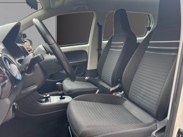 Volkswagen up up 1.0 60 move up! asg5 / garantie 12 mois occasion paris 17ème (75)(porte maillot) simplicicar simplicibike...
