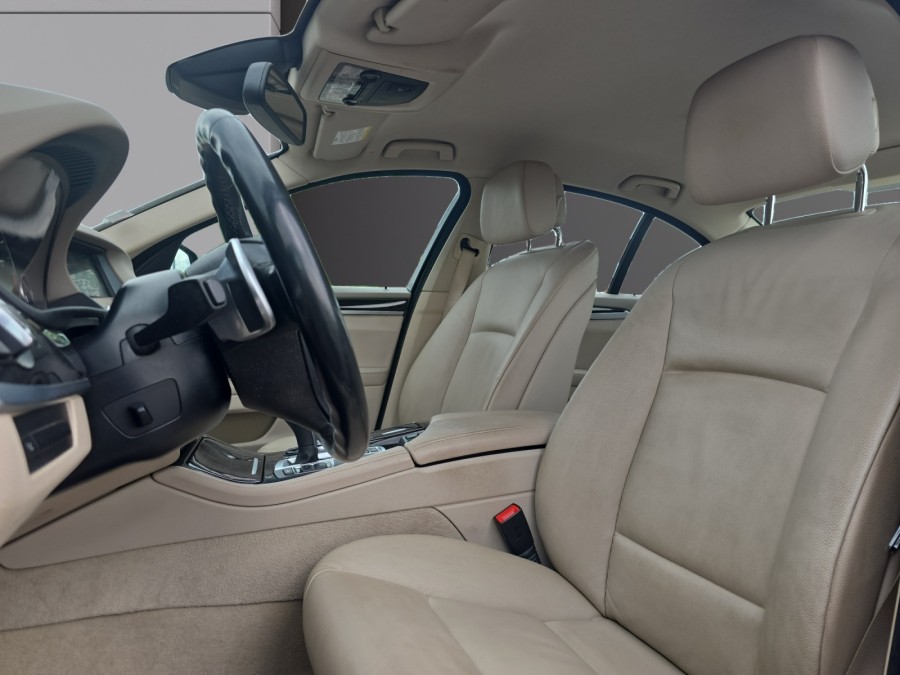 BMW d'occasion SERIE 5 535D CONFORT de 2011 Vichy (03)﻿