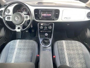 Volkswagen coccinelle 2.0 tdi 110 ch design toit ouvrant régulateur climatisation garantie 12 mois occasion barberey...