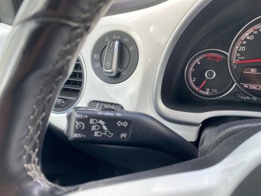Volkswagen coccinelle 2.0 tdi 110 ch design toit ouvrant régulateur climatisation garantie 12 mois occasion barberey...