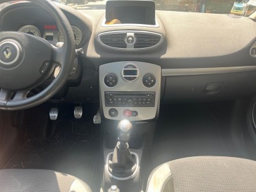 Renault clio iii dci 105 eco2 gt - garantie 12 mois occasion cannes (06) simplicicar simplicibike france