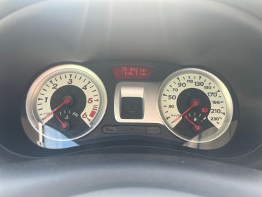 Renault clio iii dci 105 eco2 gt - garantie 12 mois occasion cannes (06) simplicicar simplicibike france