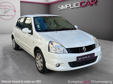 Renault clio campus 1.2 60 eco2 campus - climatisation - disribution neuve - faible kilométrage - garantie 12 mois occasion...