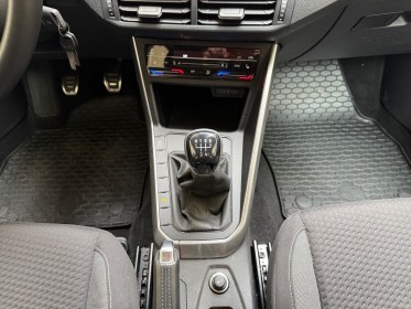 Volkswagen polo 1.0 tsi 95 ch bvm5 style carplay, sièges chauffants, garantie 12 mois occasion paris 15ème (75) simplicicar...