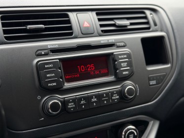 Kia rio 1.1 crdi 75 isg active occasion paris 17ème (75)(porte maillot) simplicicar simplicibike france