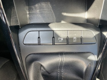 Kia rio 1.0l t-gdi 100 ch isg design / camÉra / radars arriÈres / entretien / clim / garantie 12 mois occasion simplicicar...