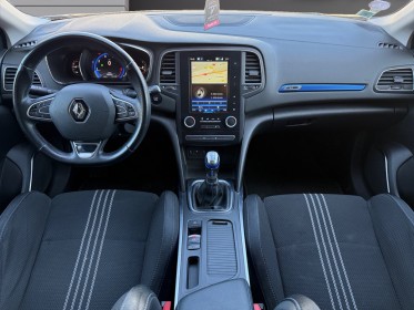 Renault megane iv berline tce 130 energy intens garantie 12 mois occasion simplicicar toulon est simplicicar simplicibike...