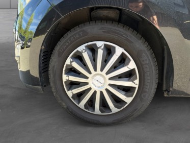 Renault twingo ii 1.2 lev 16v 75 eco2 purple climatisation bluetooth garantie 12 mois occasion simplicicar les...