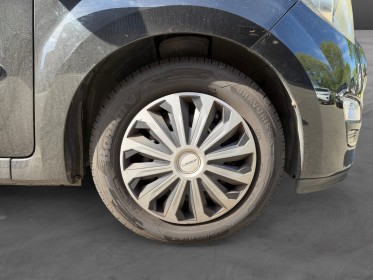 Renault twingo ii 1.2 lev 16v 75 eco2 purple climatisation bluetooth garantie 12 mois occasion simplicicar les...